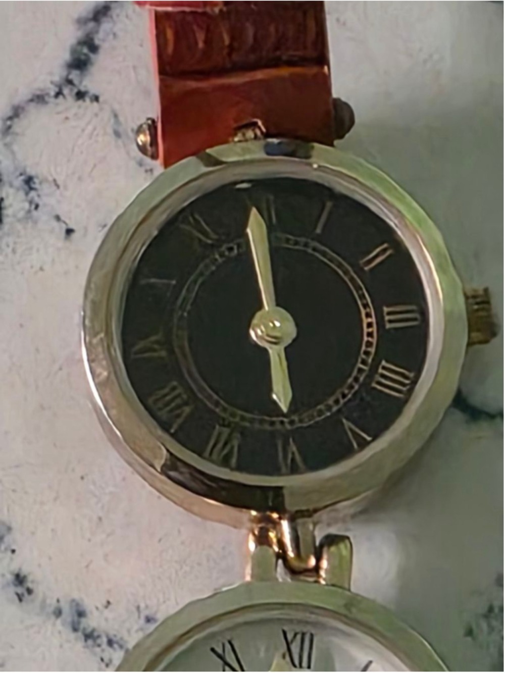 Women's Unbranded Red and Silver Dual Face Watch, One Size - Picture 5 of 10